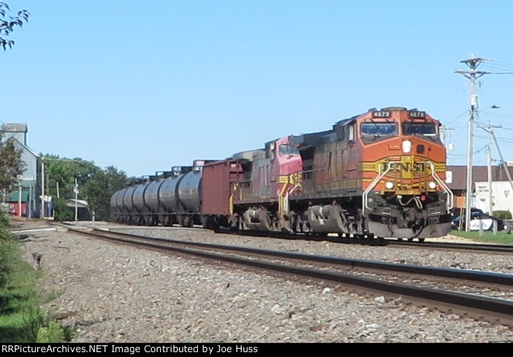 BNSF 4679 East